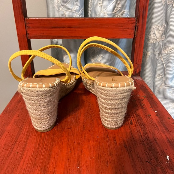 Yellow Bamboo wedges. - Picture 3 of 4